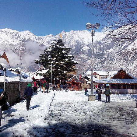 Hotel Bharmour View Brahmaur ภายนอก รูปภาพ
