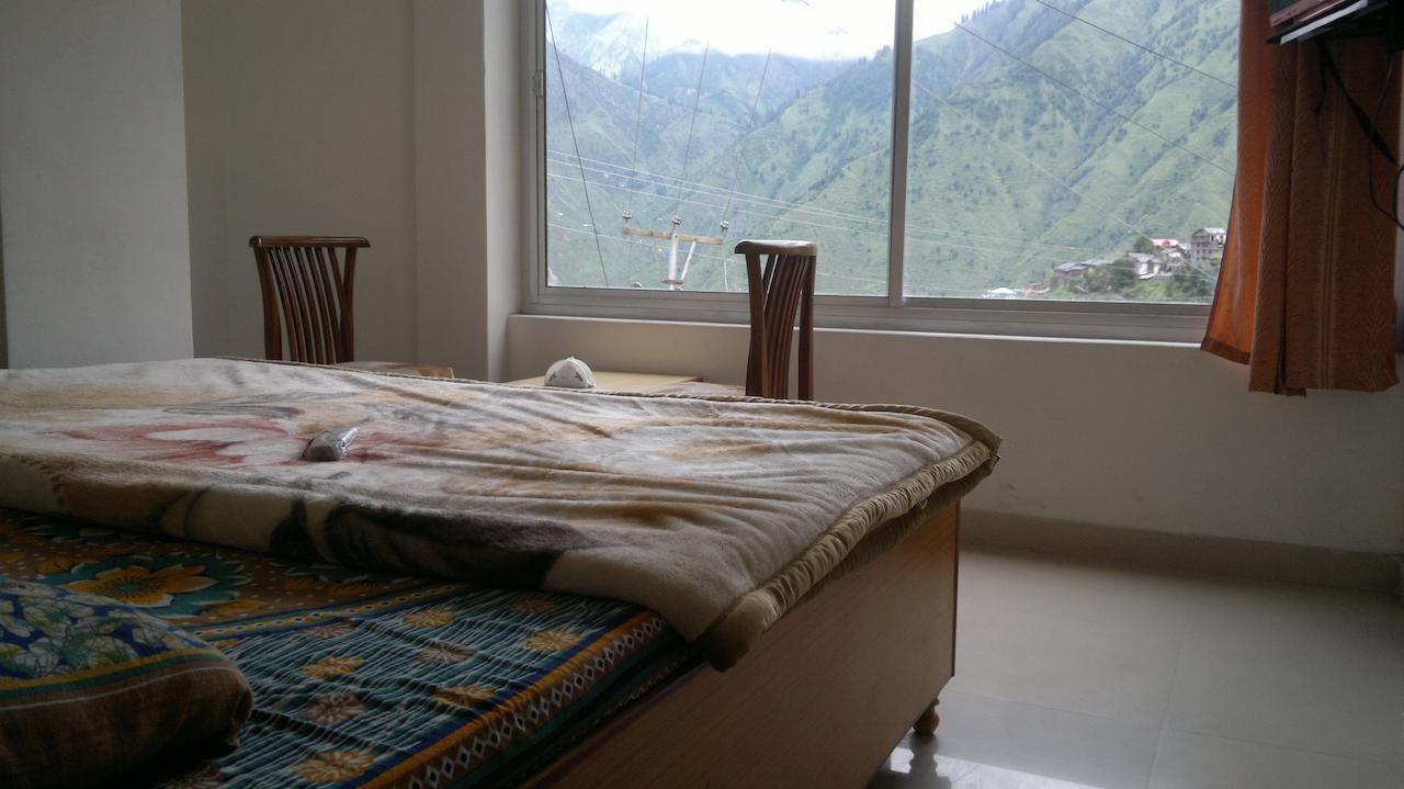 Hotel Bharmour View Brahmaur ภายนอก รูปภาพ